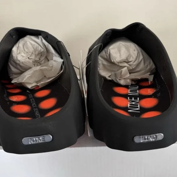 Men's Nike Mind 001 Black Chrome Hyper Crimson Slides - Picture 3 of 6